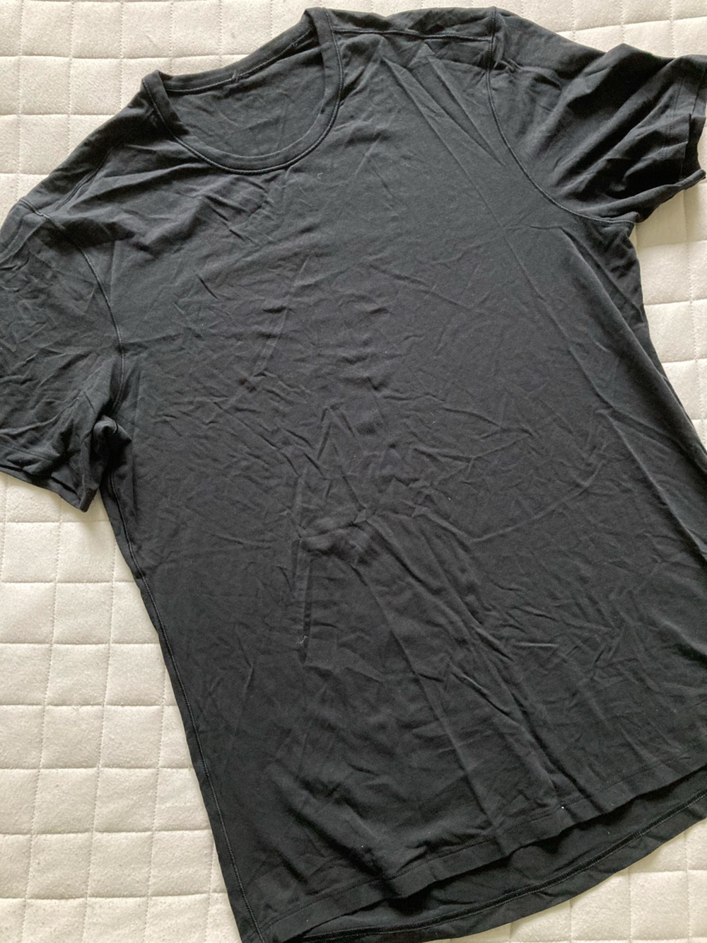 lululemon athletica Men's Black Crewneck Short Sleeve Fundamental Tee
